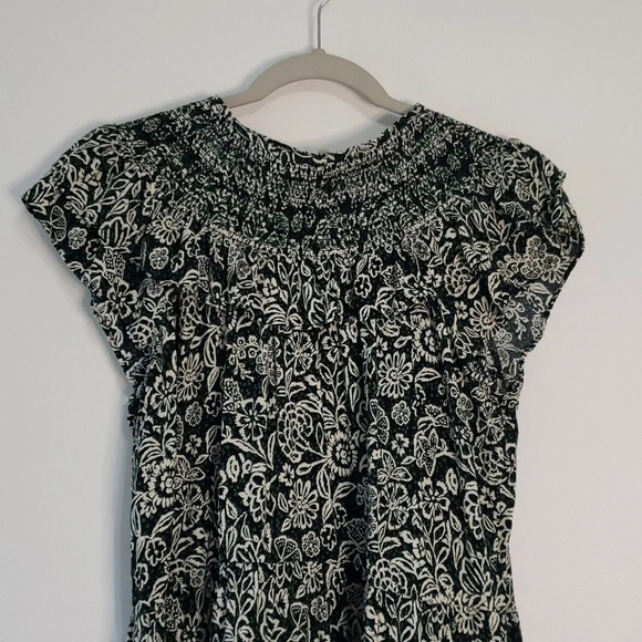 LOFT Floral Print Dress Sz Medium Smocked Green White Ruffle Cap Sleeves Cottage - Picture 2 of 14